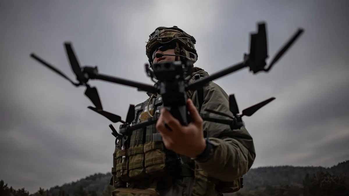 Предвидените системи включват т нар дронове камикадзе които могат да