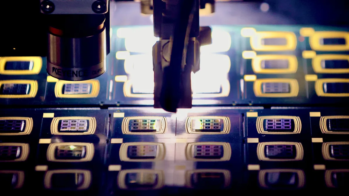 След анексирането на Крим САЩ въведоха строги експортни ограничения за