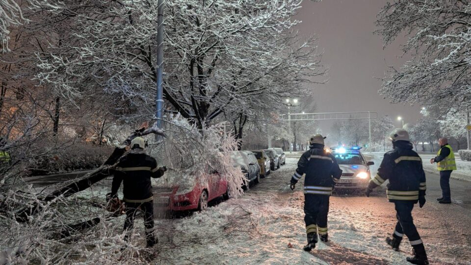 Заместник областният управител Андриян Петров посочи че село Киселчово остава
