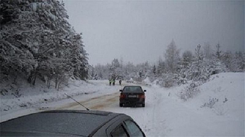 Поради обилния снеговалеж и усложнена метеорологична обстановка в планината Витоша