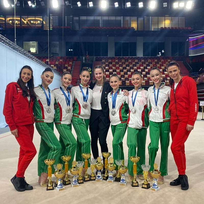 Ансамбълът на България за девойки спечели три медала на международния
