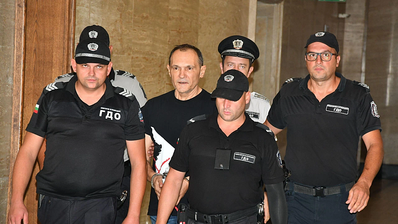 Според документа на 23 август Божков не е екстрадиран а