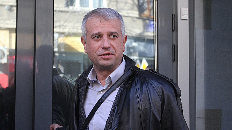 Атанасов се обръща с молба до общото събрание на следователите