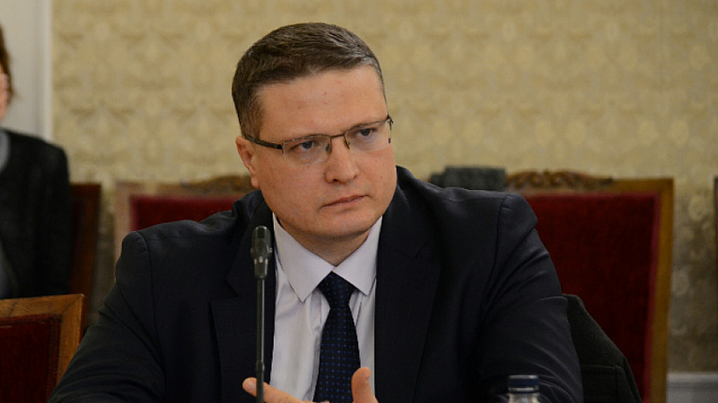 След номинацията на Сотир Цацаров за председател на КПКОНПИ стана