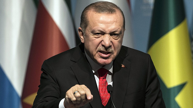 Ердоган е изправен пред най голямото предизвикателство за 20 годишното си управление