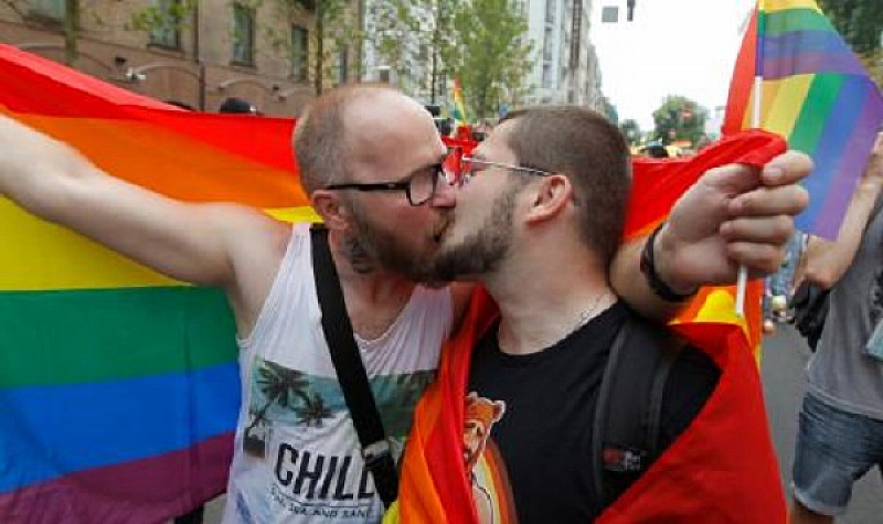 Турските власти забраниха провеждането на LGBTQ събития но въпреки това