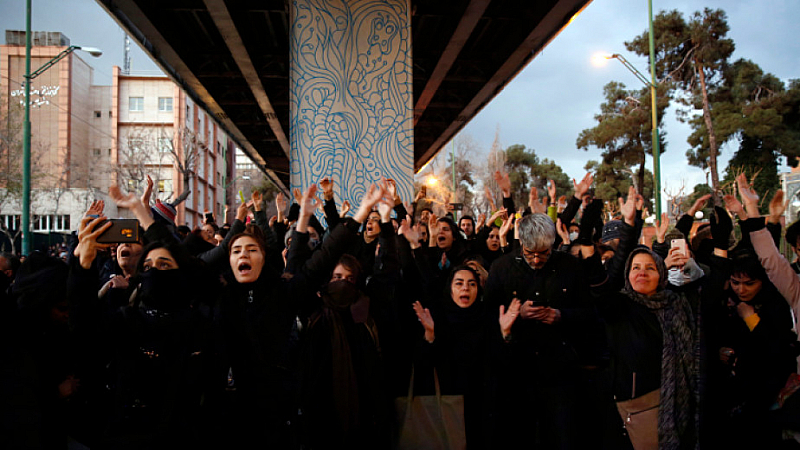 Иран беше свидетел на месеци на протести заради смъртта на