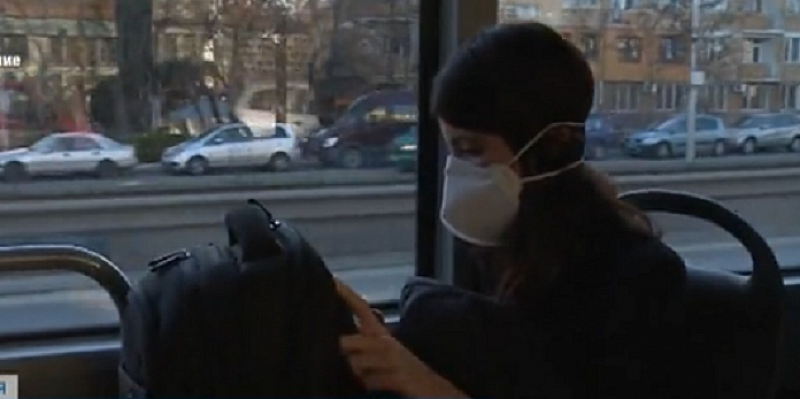 Масови проверки за маски в столичния градски транспорт Глоба от