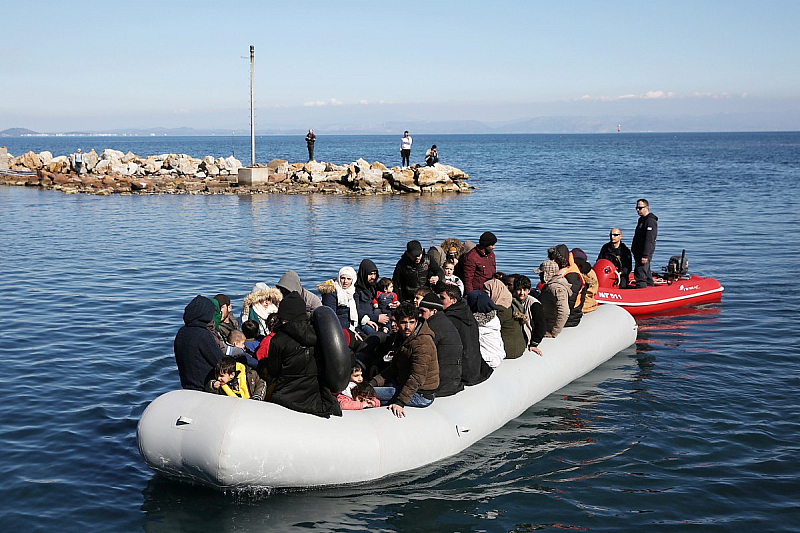 Мигрантите, които са тръгнали от съседна Турция, са били взети