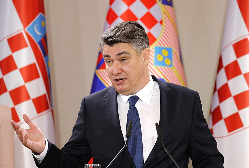 „Аз, главнокомандващият на хърватската армия, гледам изявления, според които НАТО