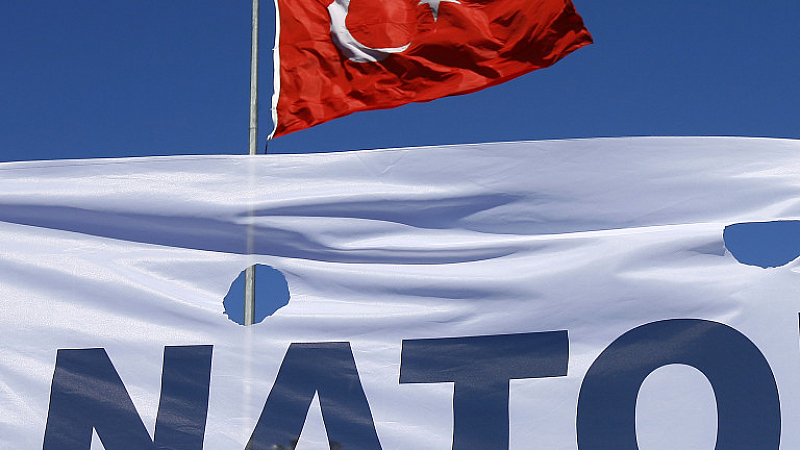 Анкара повдигна възражения срещу кандидатурите на двете скандинавски страни за