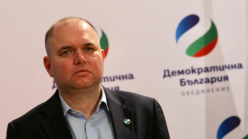 Владислав Панев посочи че до 5 ти декември е срокът за