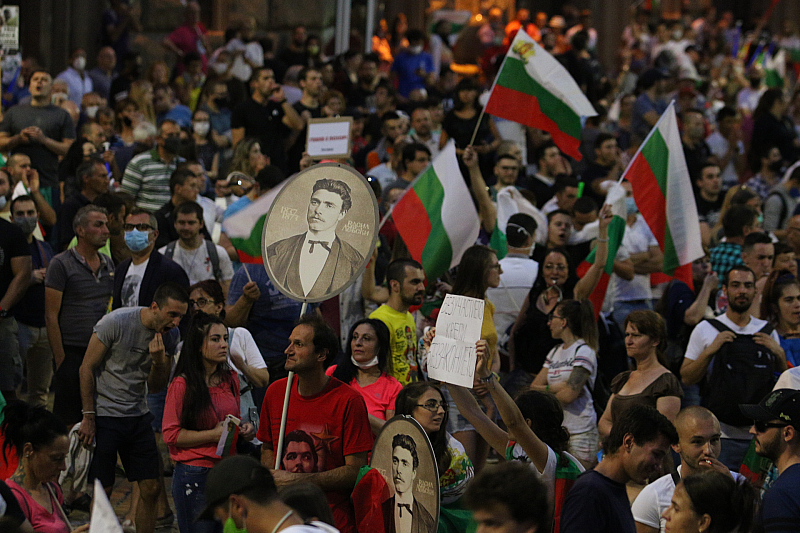 Ден 10 ти от антиправителствените протести Недоволството на десетки хиляди