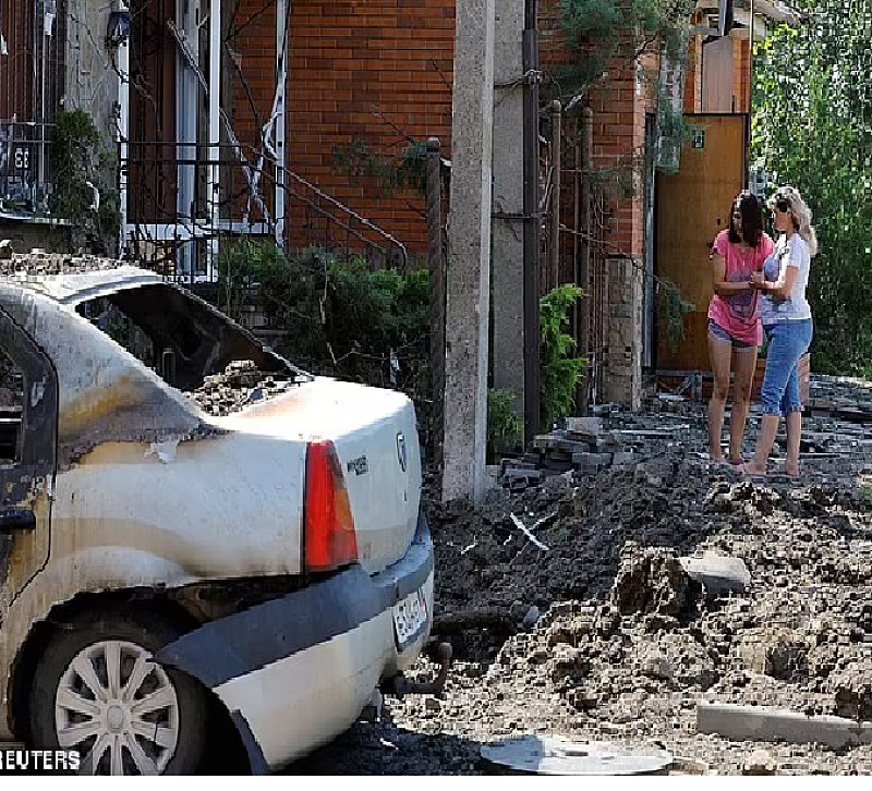 Двойна ракета удари жилищна сграда в централния украински град Кривой