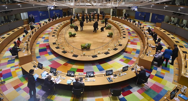 Втори ден лидерите на държавите от ЕС заседават в Брюксел