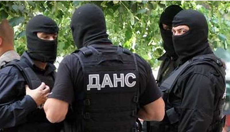 Снимка: ДАНС разби международна престъпна група, закопчани са 15 българи