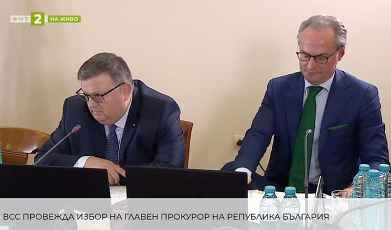 Главният прокурор Сотир Цацаров и председателят на Върховния касационен съд