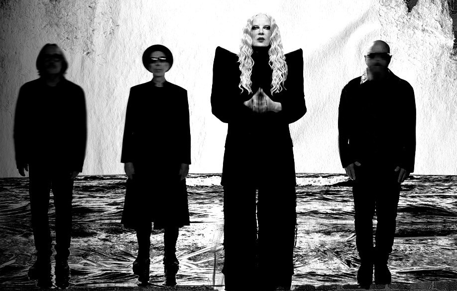 Една от знаковите групи за звученето на 90 те алтърнатив квартета Garbage