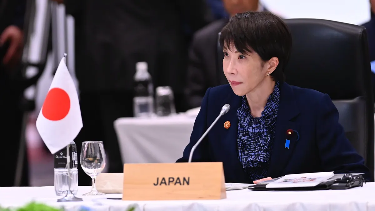 Бюджетът от 122 3 трилиона йени 782 милиарда долара за