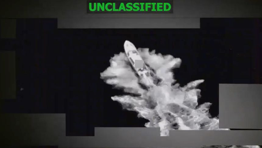 Във вторник САЩ нанесоха удари по три плавателни съда в