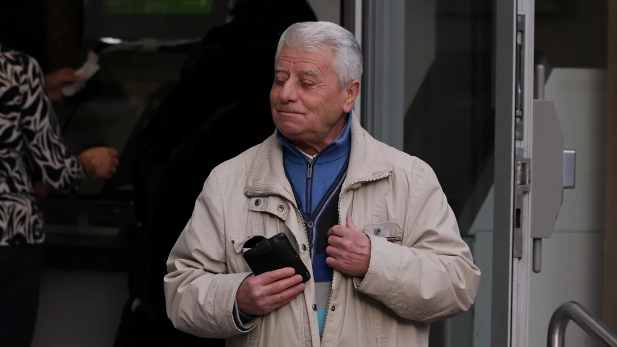 Изплащането на пенсиите за януари 2026 година започна с началото