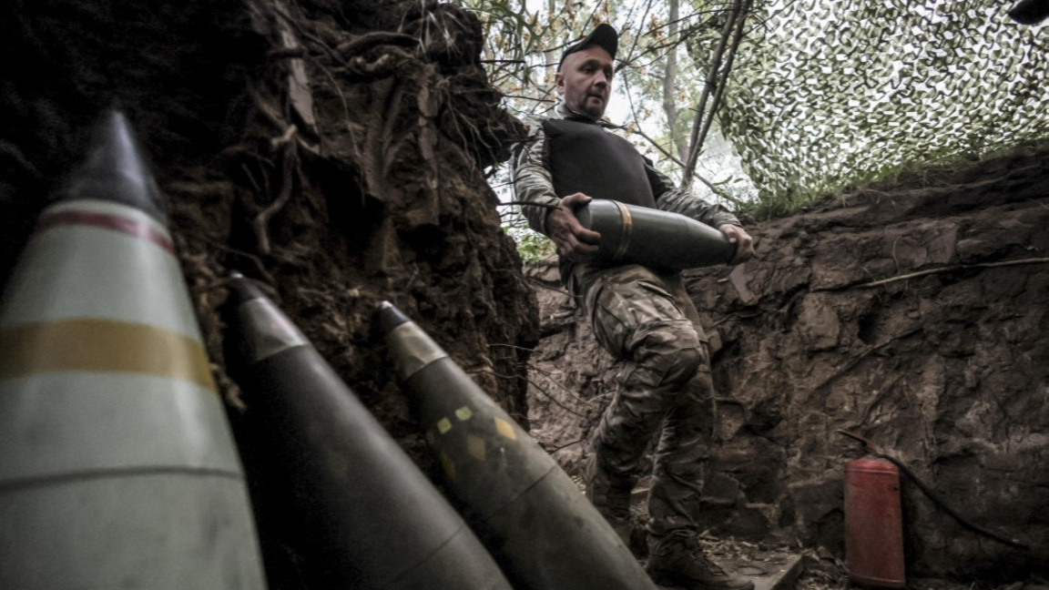 Президентът Володимир Зеленски заяви че поредните бомбардировки възпрепятстват усилията за