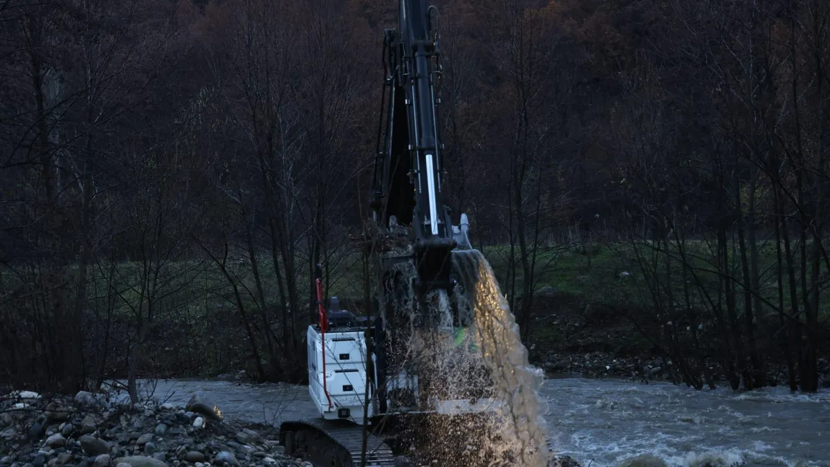 От дружеството обясниха че е превключен успешно и че водата