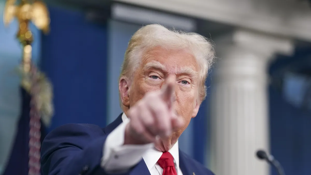 Мярката е издадена с изпълнителна заповед съгласно декларация за национално