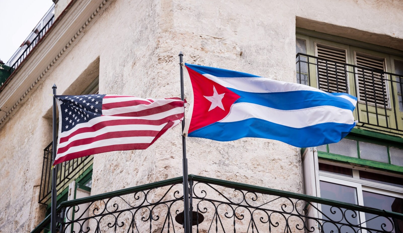 Администрацията на Тръмп засилва натиска си върху островната държава след