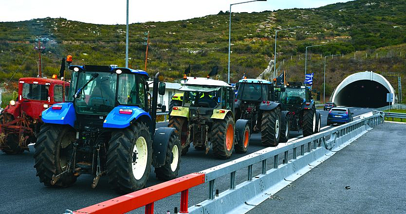 Министърът на земеделското развитие и храните Костас Циарас каза през