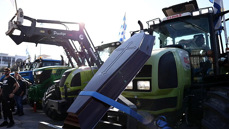 Освен незабавно изплащане на дължимите субсидии гръцките фермери настояват за