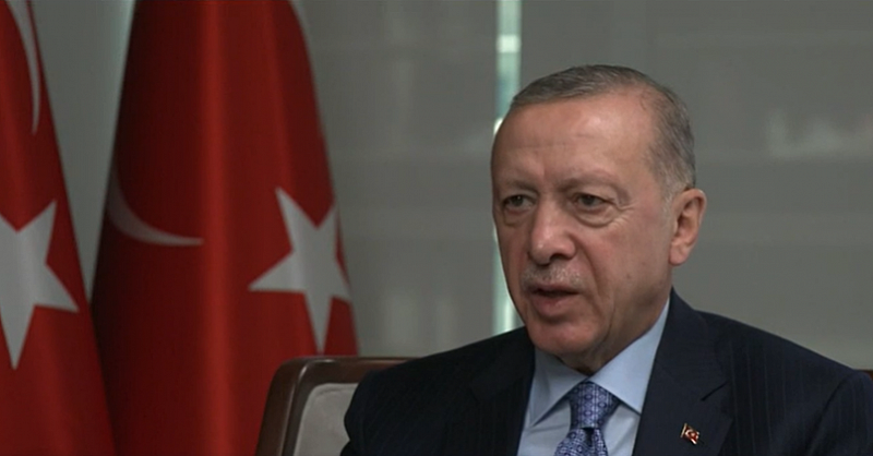 Пред американската телевизия PBS Ердоган посочи че поведението на Москва