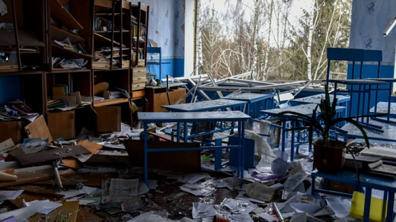 Днес има 180 училища които са напълно разрушени Над 300