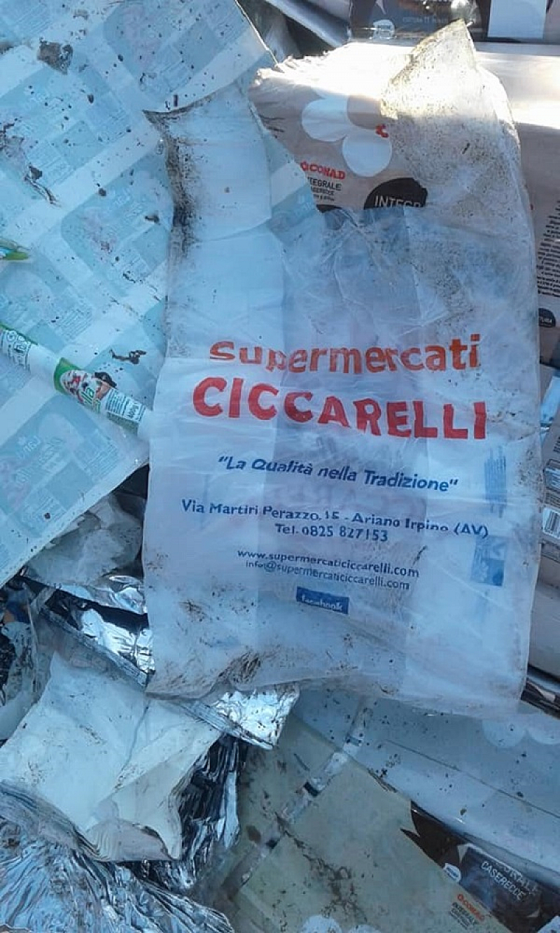 Купища италиански боклук се появи мистериозно и край Костинброд За