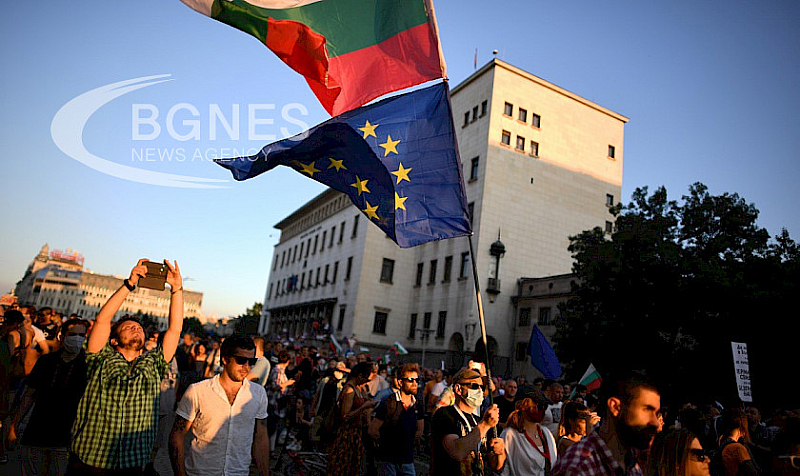Искат ли българите да живеят европейски Защо двете задачи не