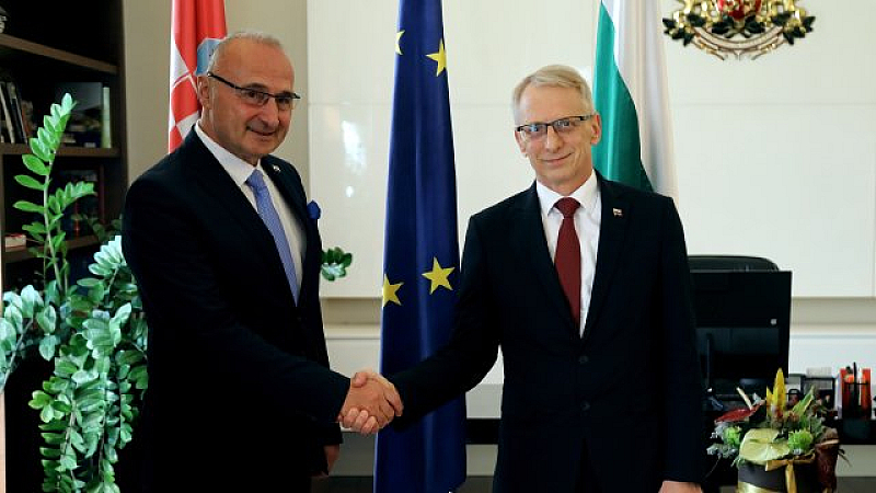 Министър председателят отбеляза че премахването на граничния контрол между България и