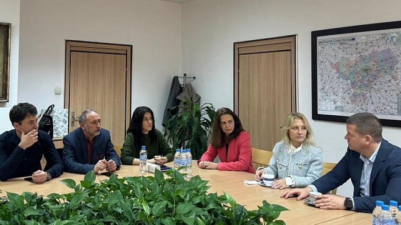 На нея присъстваха областният управител Ива Радева заместник кметовете Радостин Танев