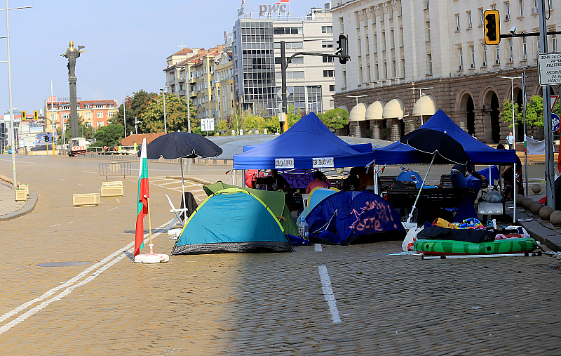 Без палаткова блокада осъмна пл Независимост след полицейска акция снощи