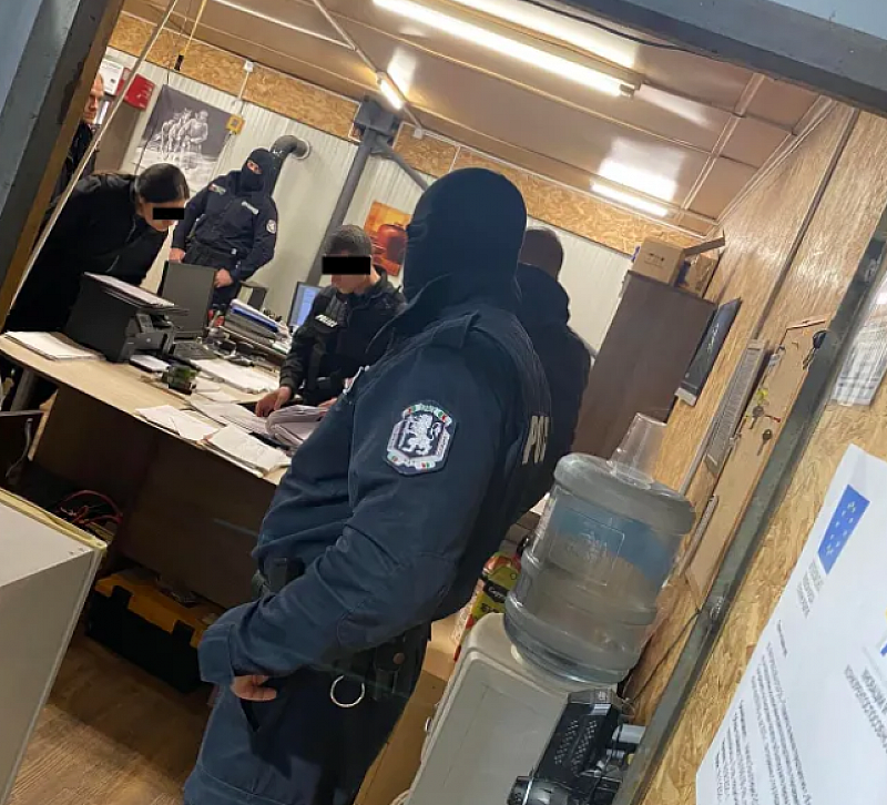 Полицията е установила фирма в Айтос която извършва внос от Турция