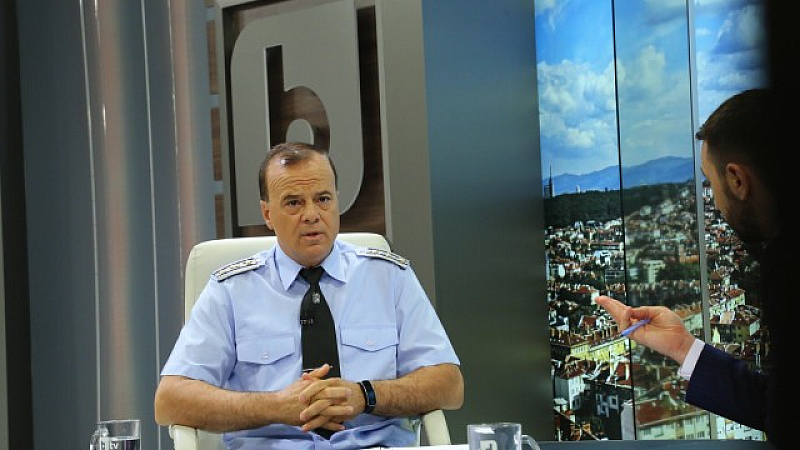 Понастоящем Тенев е началник на група в Охранителна полиция -
