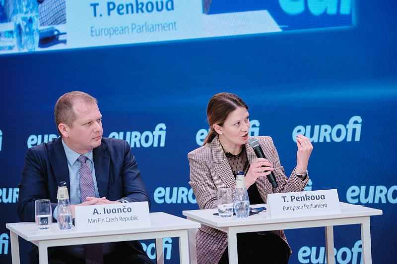 Това заяви евродепутатът Цветелина Пенкова пред аудиторията на престижната финансова