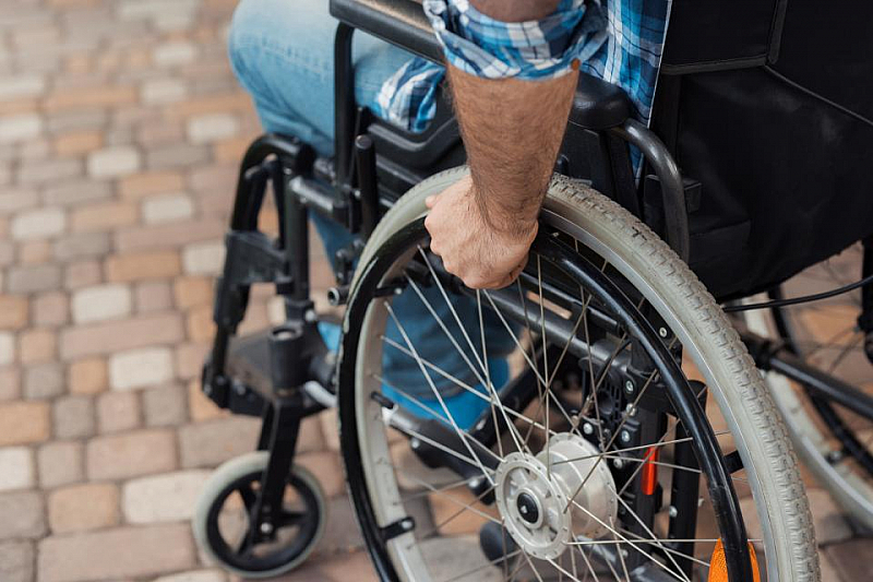 По проекти за рехабилитация и интеграция на хората с увреждания