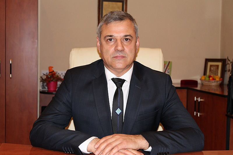 За временно изпълняващ длъжността е назначен зам областният управител Мартин Узунов