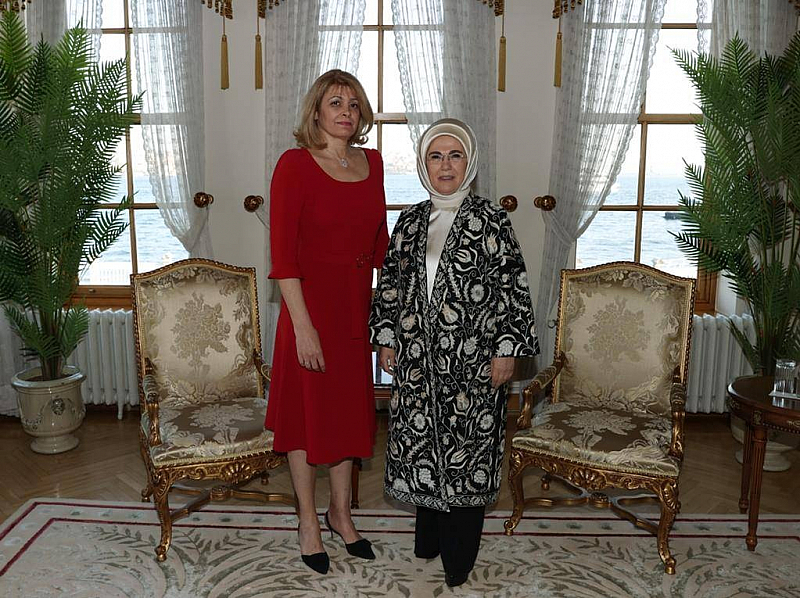 Десислава Радева е на посещение в Истанбул по покана на