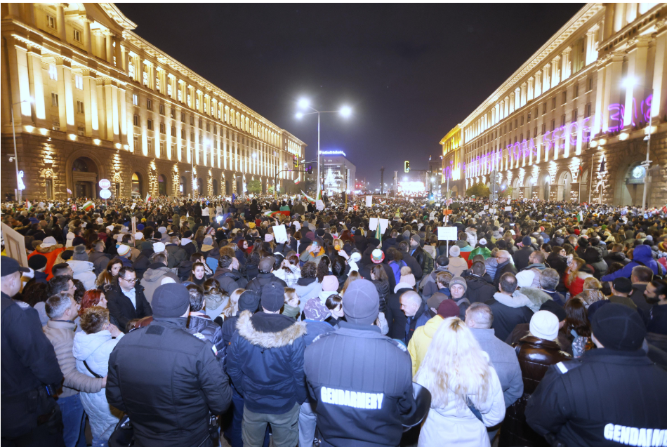 Демонстрациите обхванаха големите градове в страната включително столицата София и