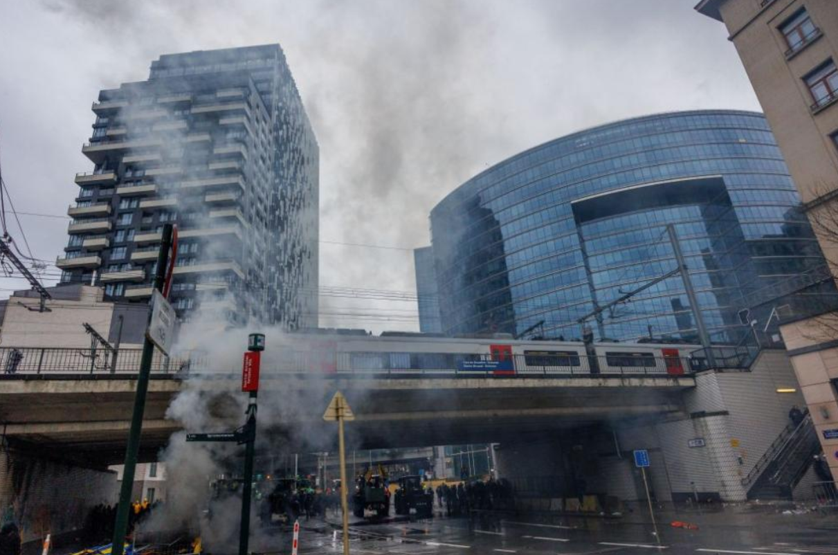 Стачката и демонстрациите са планирани за понеделник 15 декември 2025