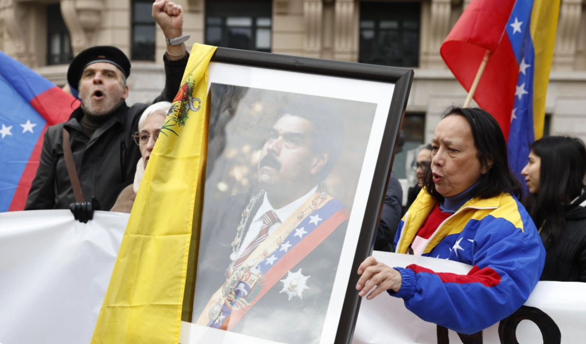 След действията на Вашингтон в латиноамериканската страна българското външно министерство