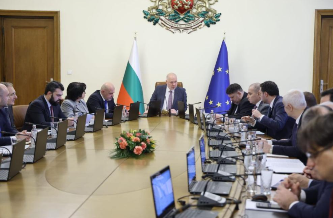 Сред точките в дневния ред е проект на решение за