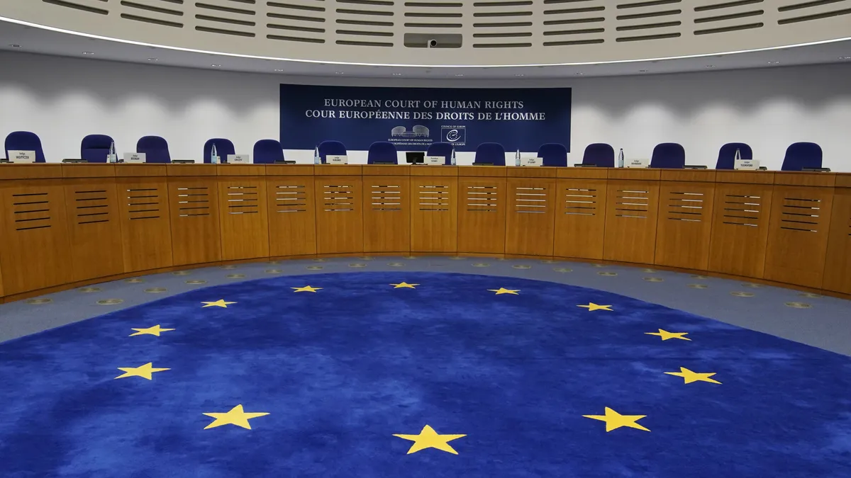 Според съдиите в Страсбург регламентът за използване на агенти под