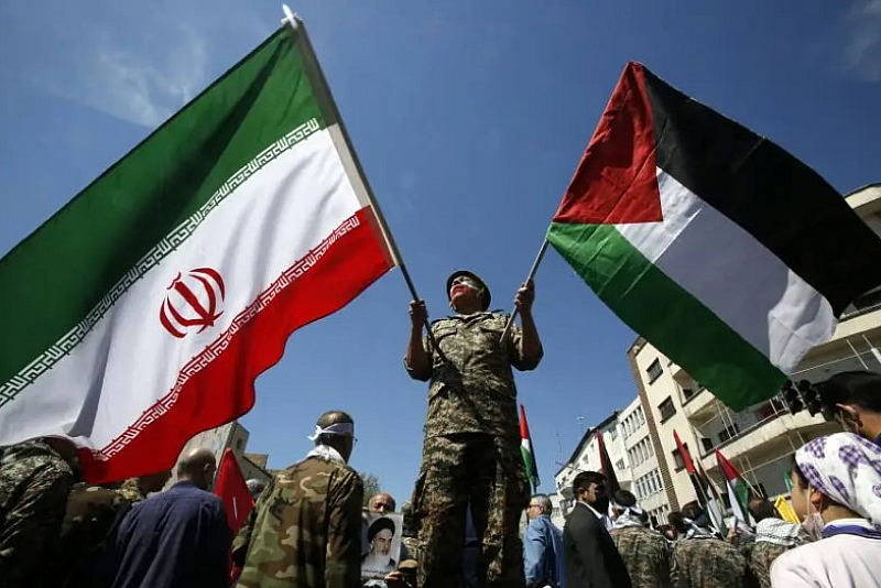 Техеран твърди, че корабът Еъриис е свързан с Израел. Търговският оператор